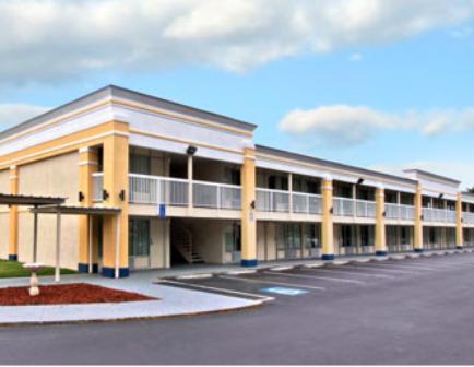 Garden Inn Fredricksburg South เฟรเดอริกส์เบิร์ก ภายนอก รูปภาพ