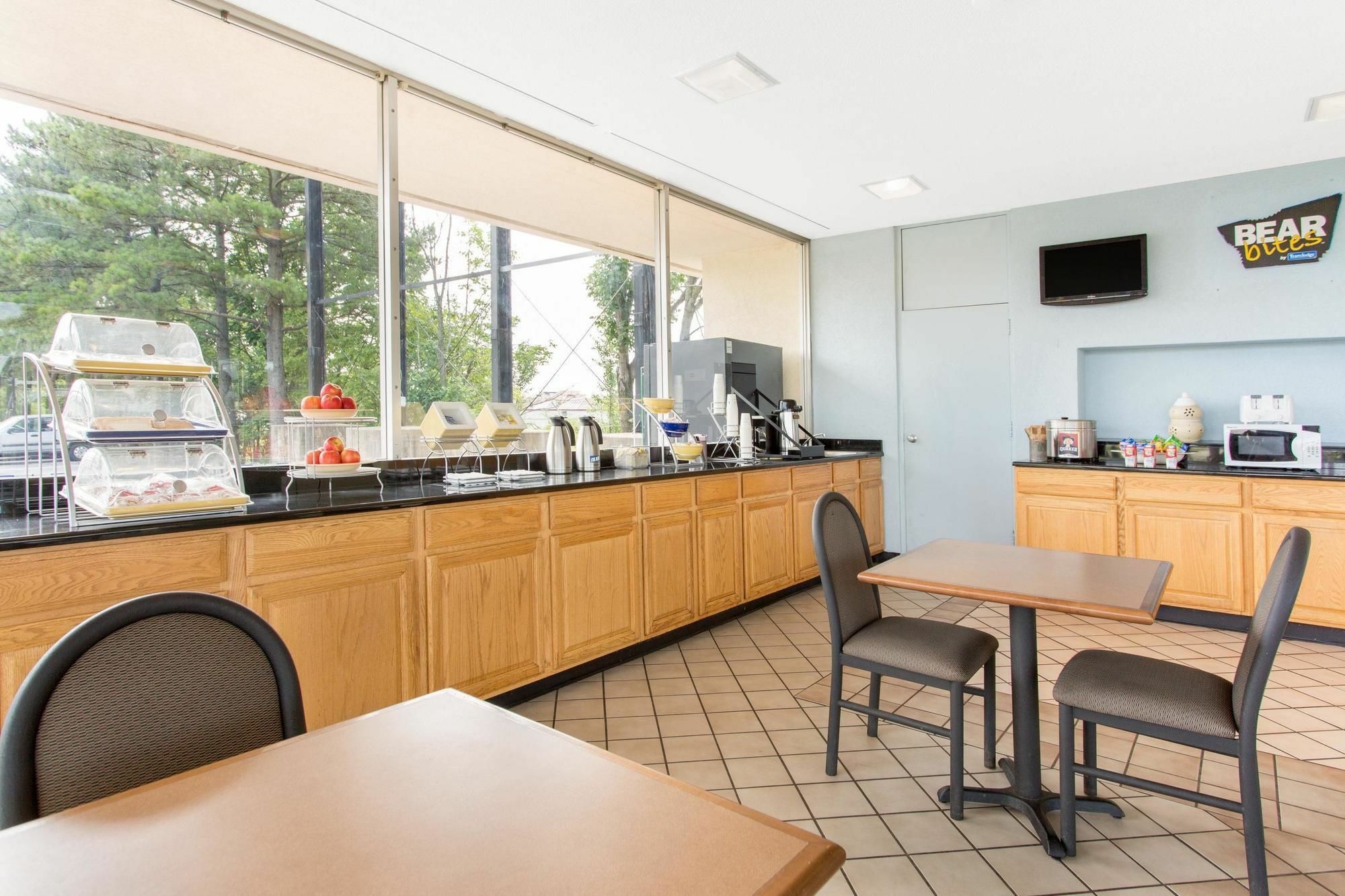 Garden Inn Fredricksburg South เฟรเดอริกส์เบิร์ก ภายนอก รูปภาพ